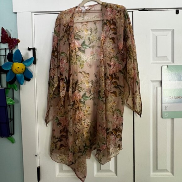 Floral Kimono - Picture 2 of 4